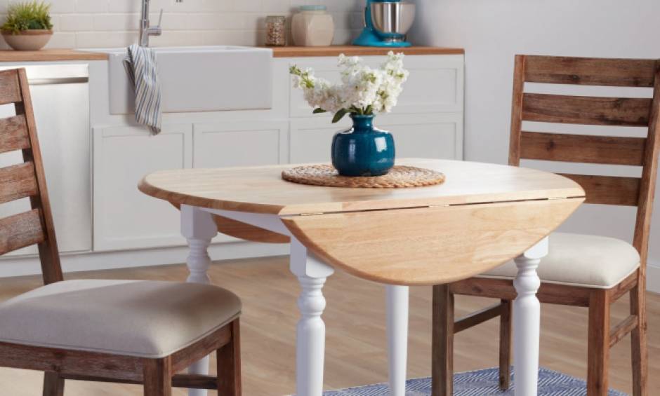 How to Choose the Right Dining Table Set for Small Spaces