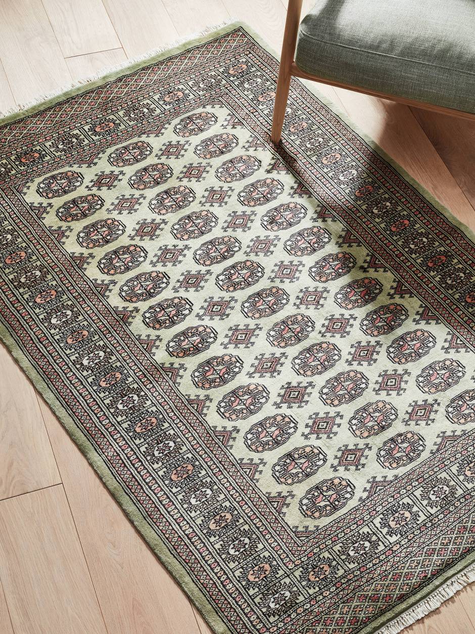 The Legendary History of Alluring Bokhara Rugs