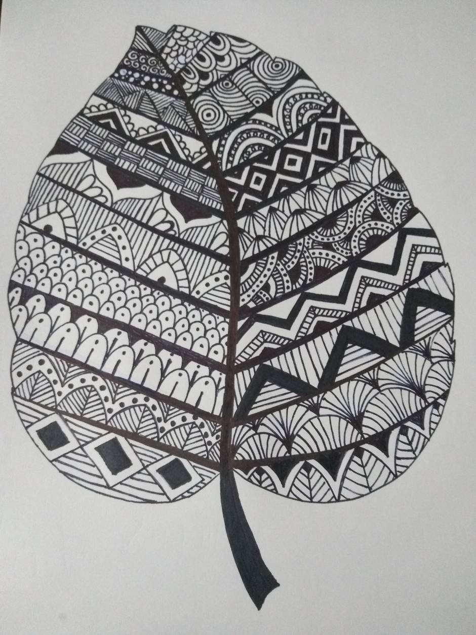 Zentangle on leaf.