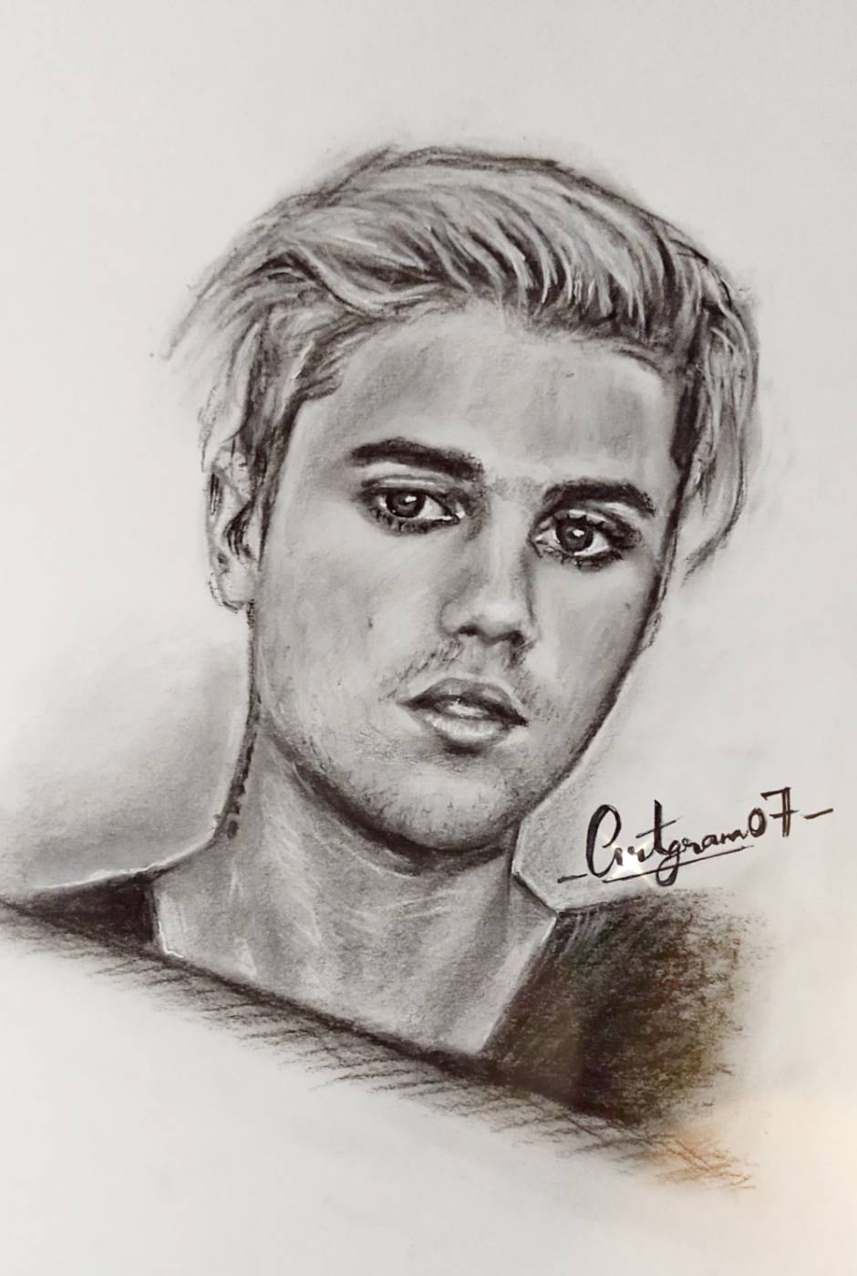 Tried to draw a girl's portrait in Drawing 1 today, got Justin Bieber :  r/pics
