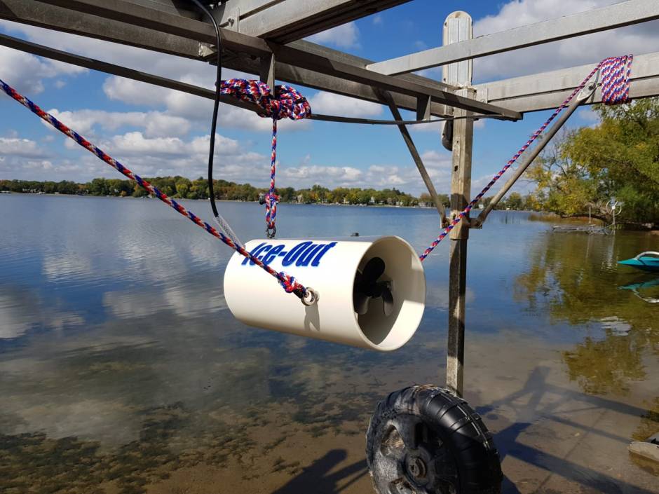 DeIcers for Lake Use are Very Helpful