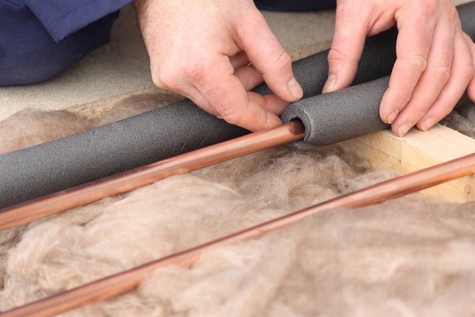 How To Insulate Outdoor Water Pipes